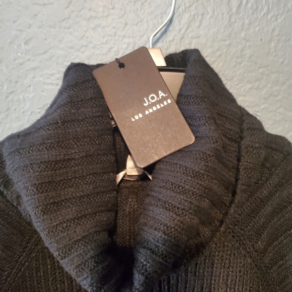 Chunky Open shoulder sweater - Picture 3 of 4